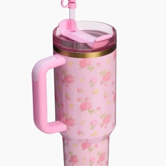 Stanley 1913 x LoveShackFancy Quencher H2.0 Flowstate™ Tumbler | 40 OZ - Picture 8 of 15